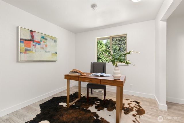 5769 Blakely Avenue NE, Bainbridge Island, WA 98110