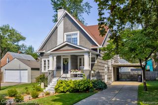 934 Lockwood Road, Royal Oak, MI 48067