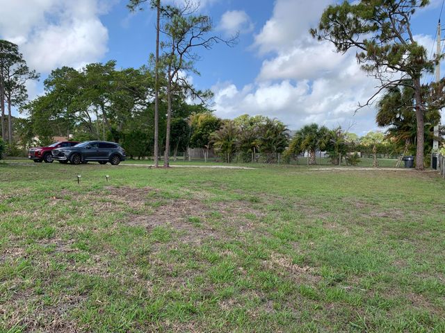 14566 Temple Boulevard, The Acreage, FL 33470