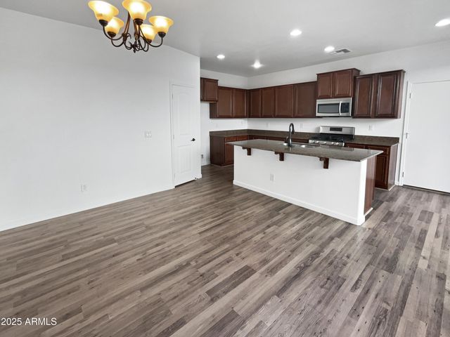 3489 S BANDIT Road, Gilbert, AZ 85297