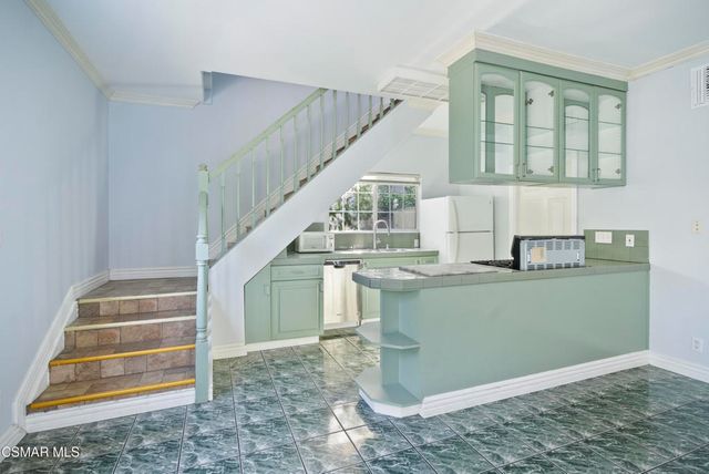 4970 Topanga Canyon Boulevard, Woodland Hills, CA 91364