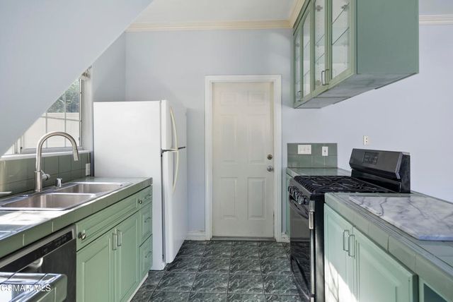 4970 Topanga Canyon Boulevard, Woodland Hills, CA 91364