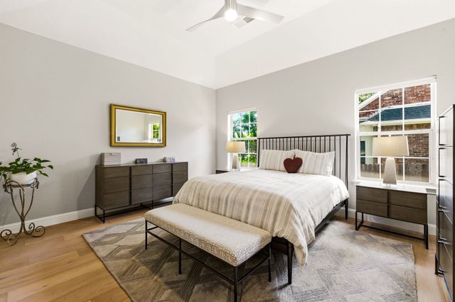 2962 Woodland Hills Drive, Grapevine, TX 76051