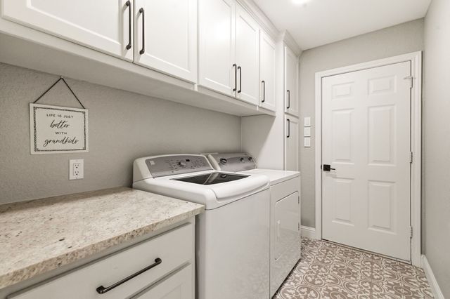 2962 Woodland Hills Drive, Grapevine, TX 76051