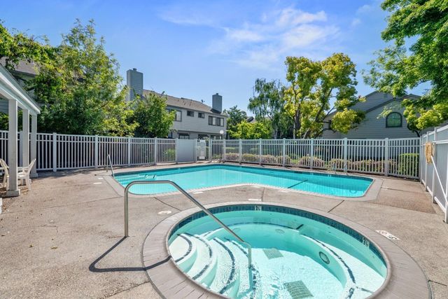 1205 Sierra Village Way, San Jose, CA 95132