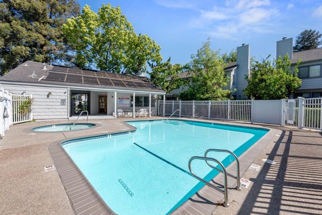 1205 Sierra Village Way, San Jose, CA 95132