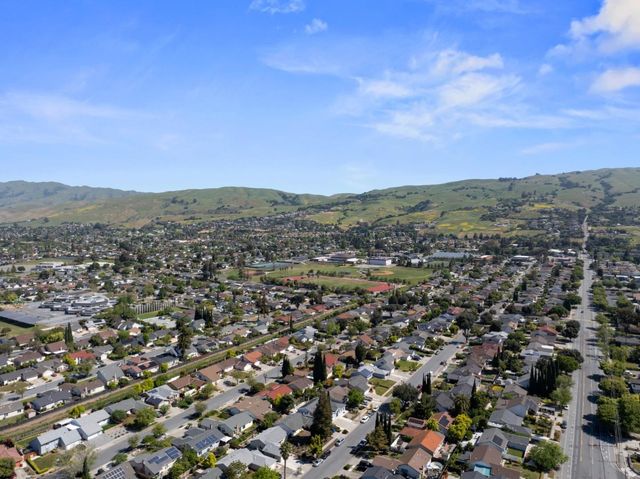 1205 Sierra Village Way, San Jose, CA 95132