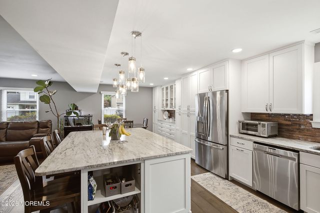 3 Hearth Court, Howell, NJ 07731