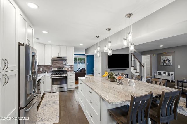 3 Hearth Court, Howell, NJ 07731
