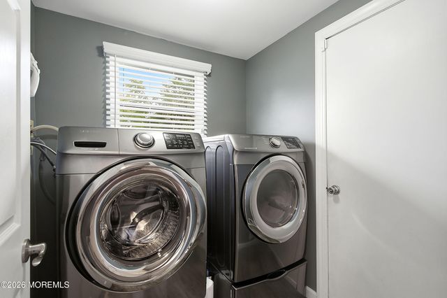 3 Hearth Court, Howell, NJ 07731