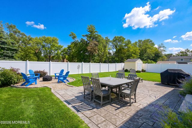 3 Hearth Court, Howell, NJ 07731