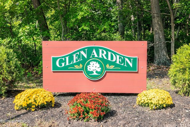 3 Hearth Court, Howell, NJ 07731