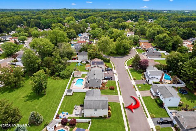 3 Hearth Court, Howell, NJ 07731