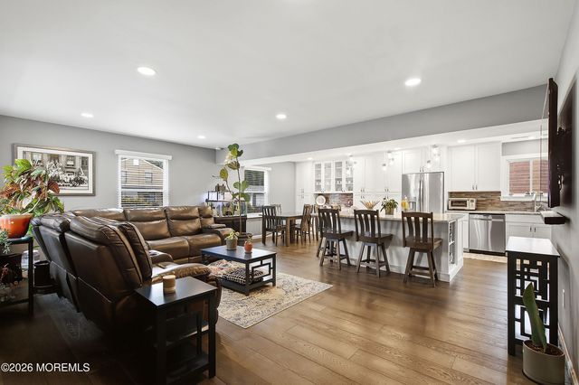 3 Hearth Court, Howell, NJ 07731