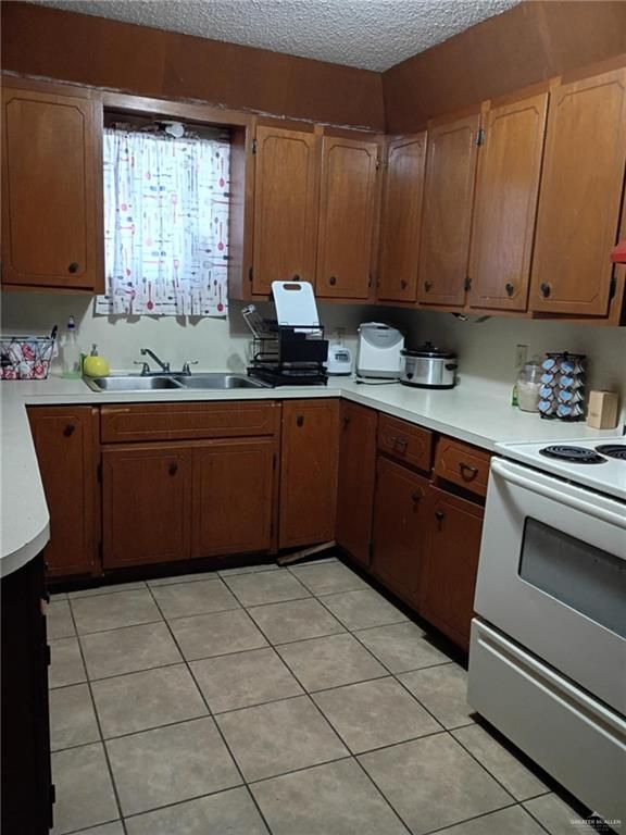 Image 11 of property listing at 116 E 13th Street, Mission, TX 78572