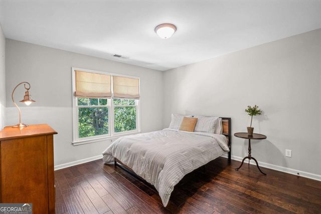 402 Greyfield Dr., Canton, GA 30115