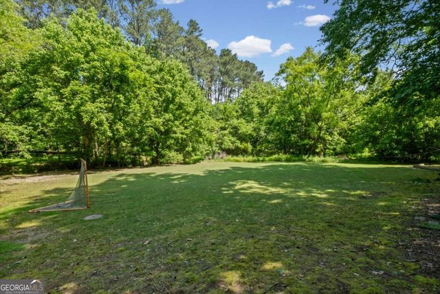 402 Greyfield Dr., Canton, GA 30115