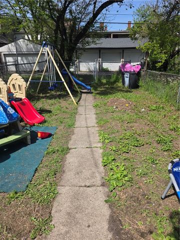 1240 Church Ave, Mckeesport, PA 15136