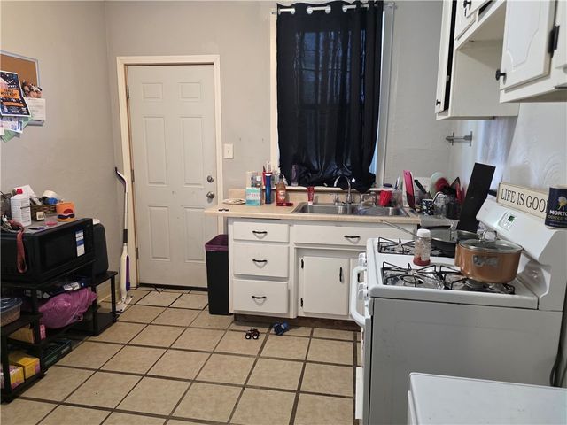 1240 Church Ave, Mckeesport, PA 15136