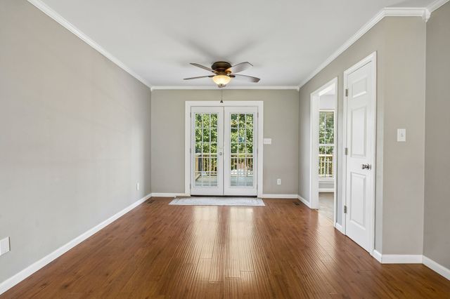 1024 Creek Bottom Rd, White Bluff, TN 37187