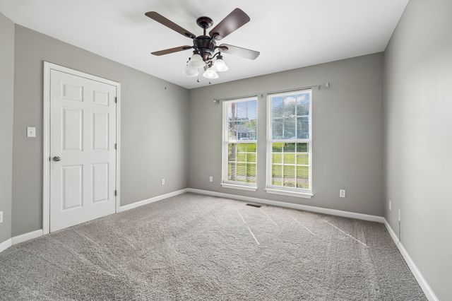 1024 Creek Bottom Rd, White Bluff, TN 37187
