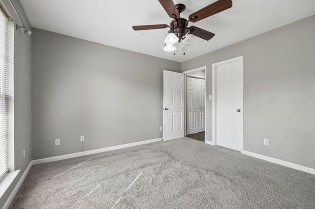 1024 Creek Bottom Rd, White Bluff, TN 37187