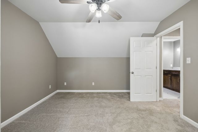 1024 Creek Bottom Rd, White Bluff, TN 37187