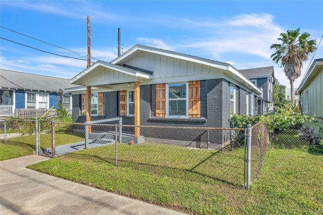 2919 Avenue K 1, Galveston, TX 77550