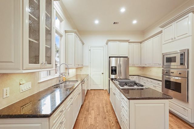 521 Lovett Boulevard, Houston, TX 77006