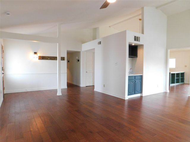 1 Pogue Circle, The Colony, TX 75056