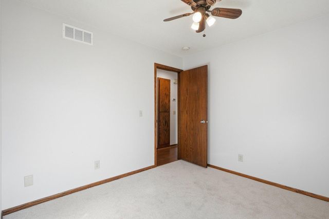 785 Santa Vera Drive, Chanhassen, MN 55317