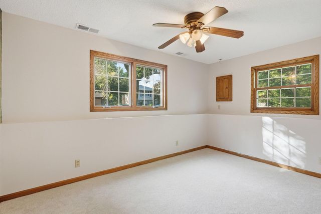 785 Santa Vera Drive, Chanhassen, MN 55317
