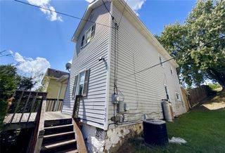 709 Darlington, Jeannette, PA 15644