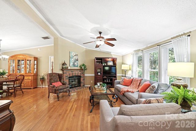 10112 Idlewild Road, Matthews, NC 28105