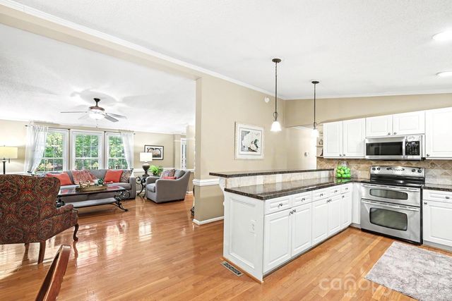 10112 Idlewild Road, Matthews, NC 28105