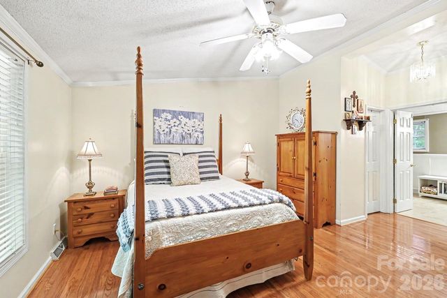 10112 Idlewild Road, Matthews, NC 28105
