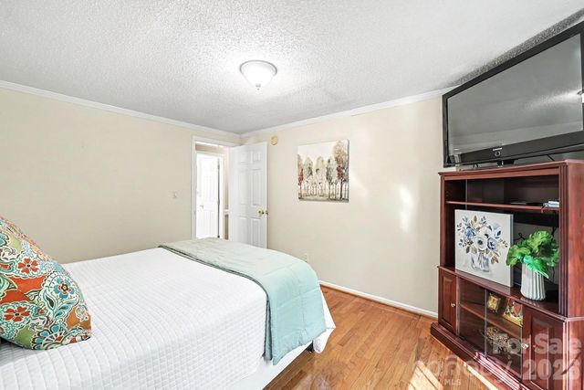 10112 Idlewild Road, Matthews, NC 28105