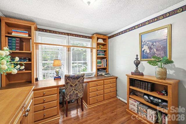 10112 Idlewild Road, Matthews, NC 28105