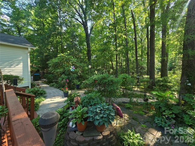 10112 Idlewild Road, Matthews, NC 28105