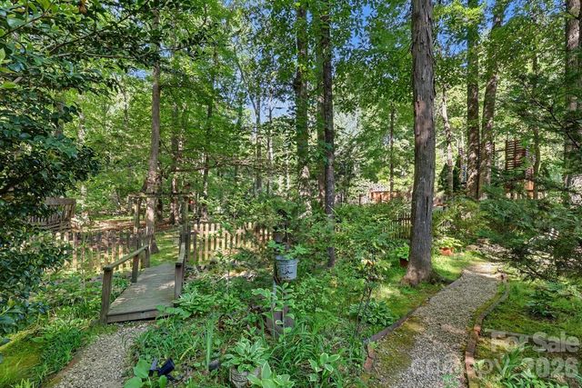 10112 Idlewild Road, Matthews, NC 28105