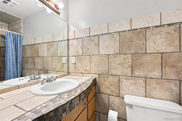 4037 E Caley Place, Littleton, CO 80121