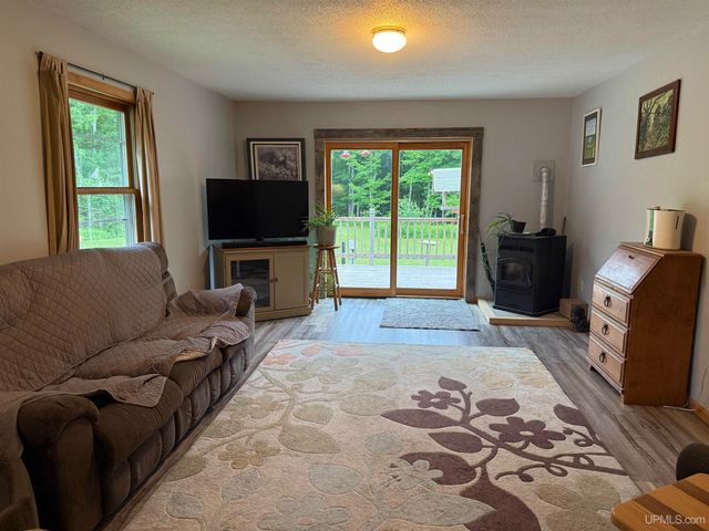 N7534 Monette Road, Munising, MI 49862