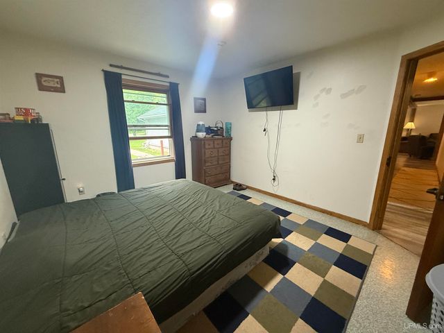 N7534 Monette Road, Munising, MI 49862