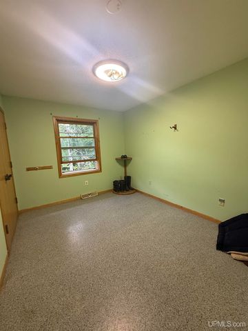 N7534 Monette Road, Munising, MI 49862