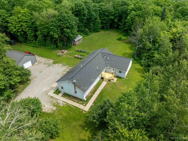 N7534 Monette Road, Munising, MI 49862