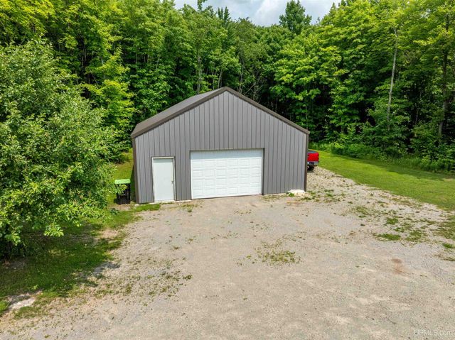 N7534 Monette Road, Munising, MI 49862