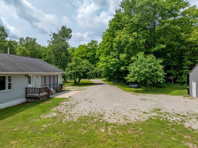 N7534 Monette Road, Munising, MI 49862