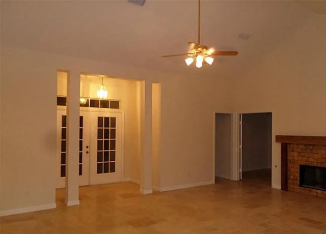 210 N Dreamweaver Circle, The Woodlands, TX 77380