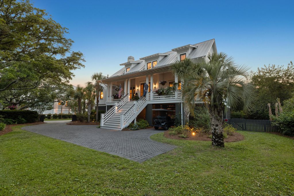 2002 Ion Avenue, Sullivans Island, SC 29482