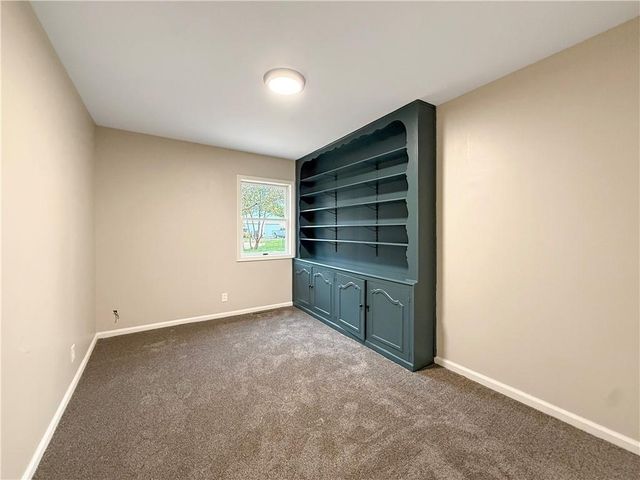 108 E 14th Street, Higginsville, MO 64037